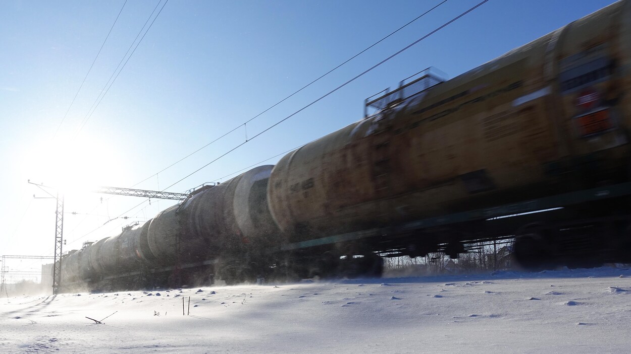 Un train de marchandise transportant du propane.