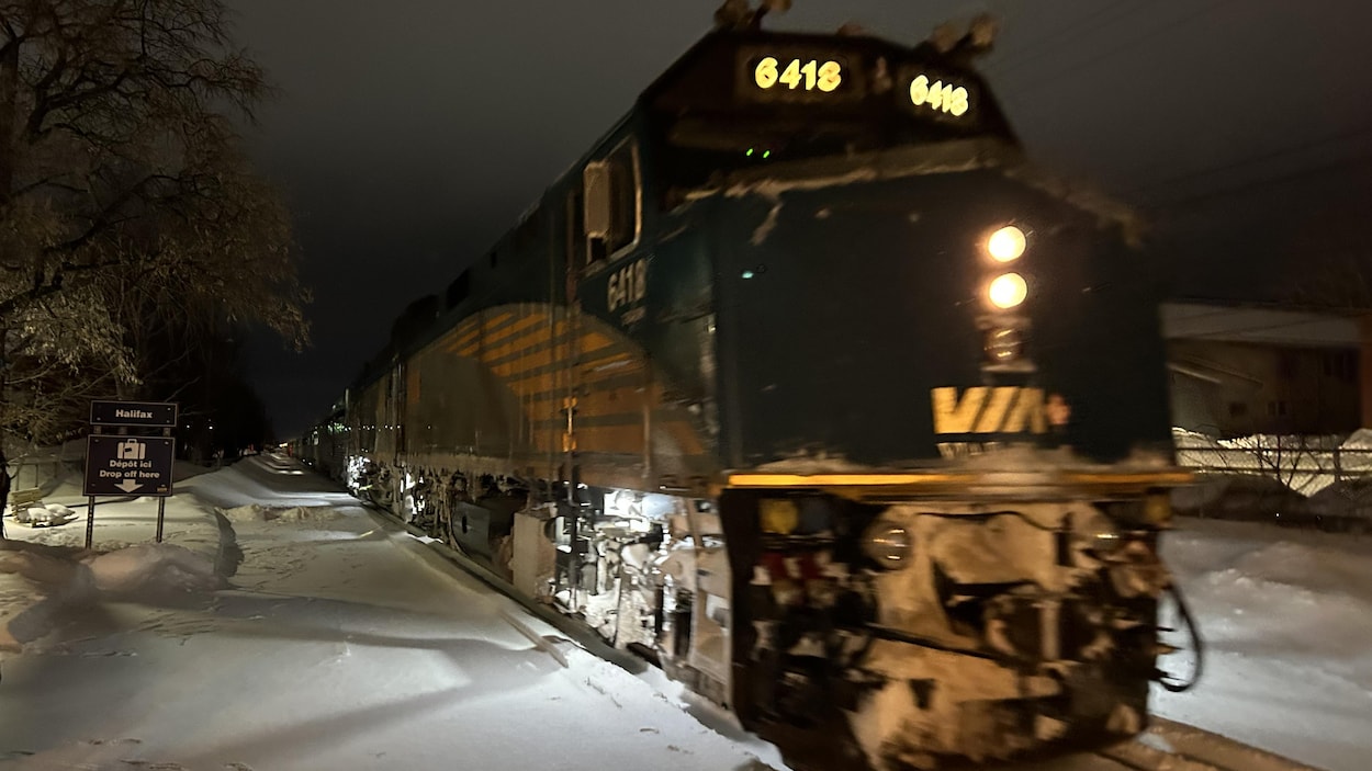 Sifflements des trains Sherbrooke appuie ses citoyens RadioCanada