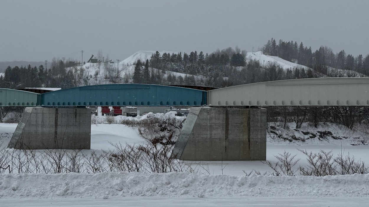 L’amiante retarde la réhabilitation du train entre Lévis et Thetford Mines