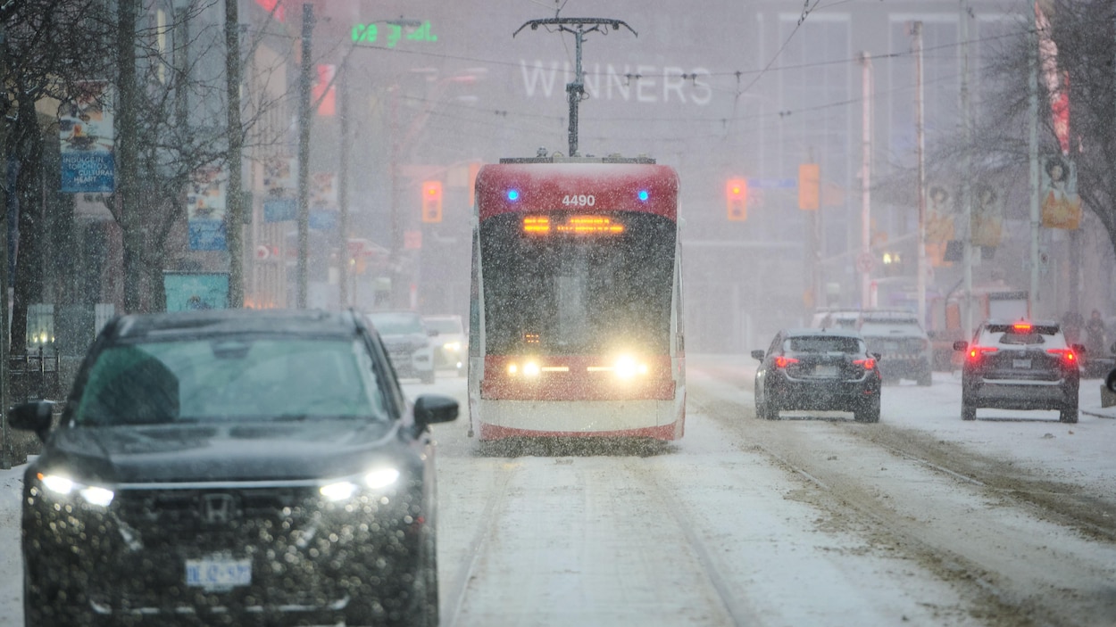 Tempête de neige dans le Grand Toronto : de la congestion à prévoir