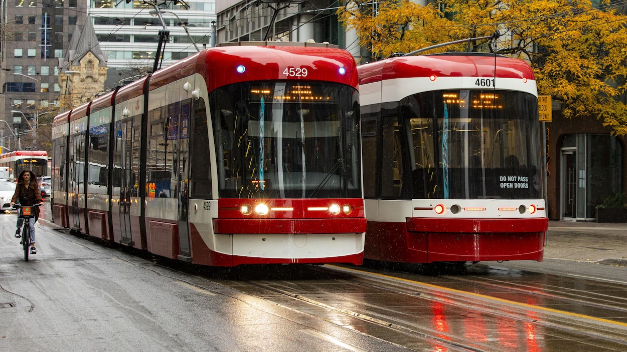 Négociations à la Commission de transport de Toronto : les pourparlers continuent