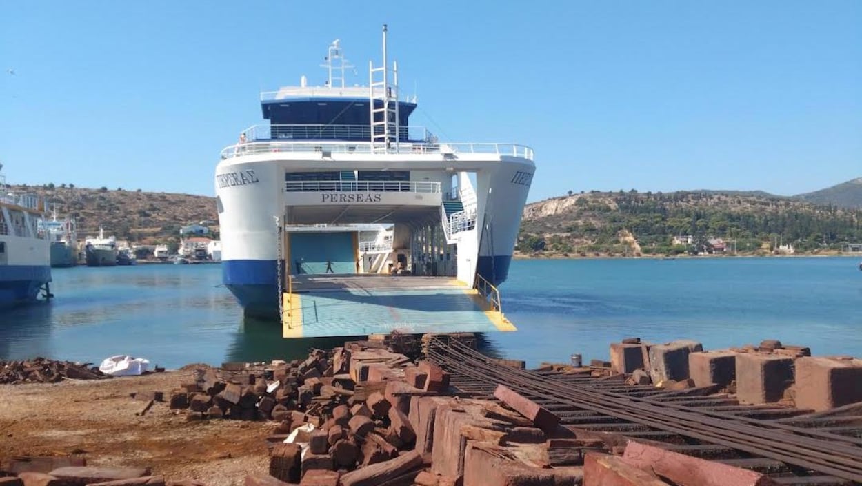 Traverse Rimouski-Forestville : le bateau est toujours en Grèce