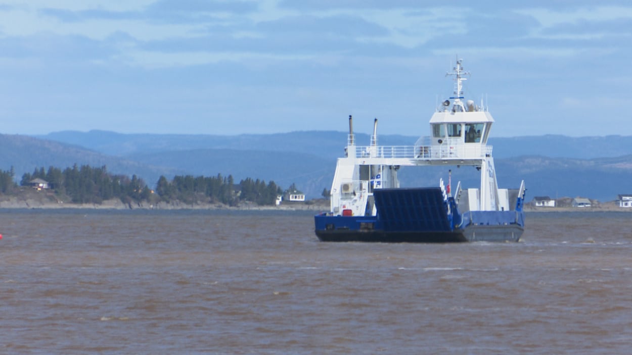 Le navire a touché le fond près du quai de L'Isle-Verte Le navire a touché le fond près du quai de L'Isle-Verte