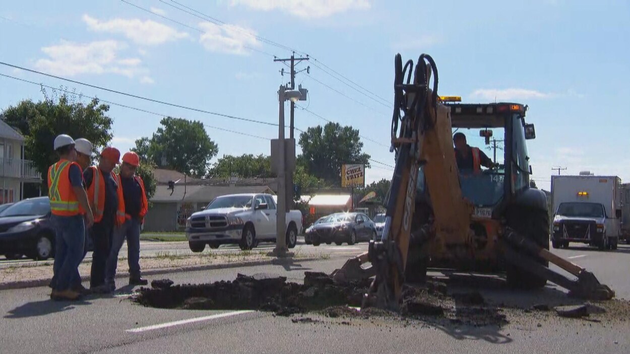 Une partie du boulevard Maloney Est s'affaisse à Gatineau RadioCanada.ca