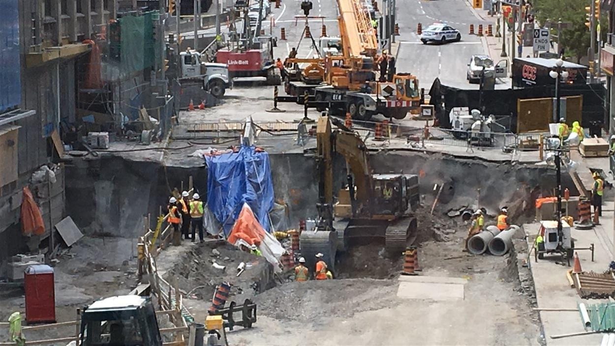 Le trou de la rue Rideau, à Ottawa (jour 5).
