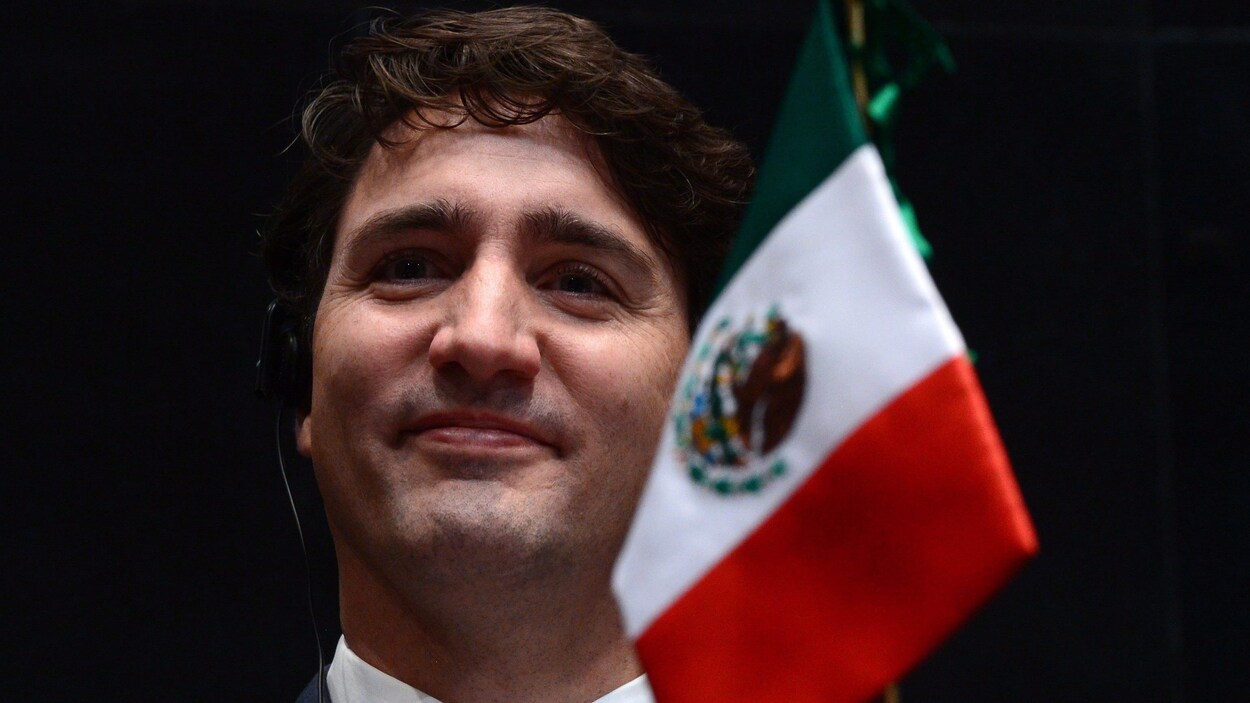 Le premier ministre canadien Justin Trudeau a livré un discours devant le Sénat mexicain. Le premier ministre canadien Justin Trudeau a livré un discours devant le Sénat mexicain.