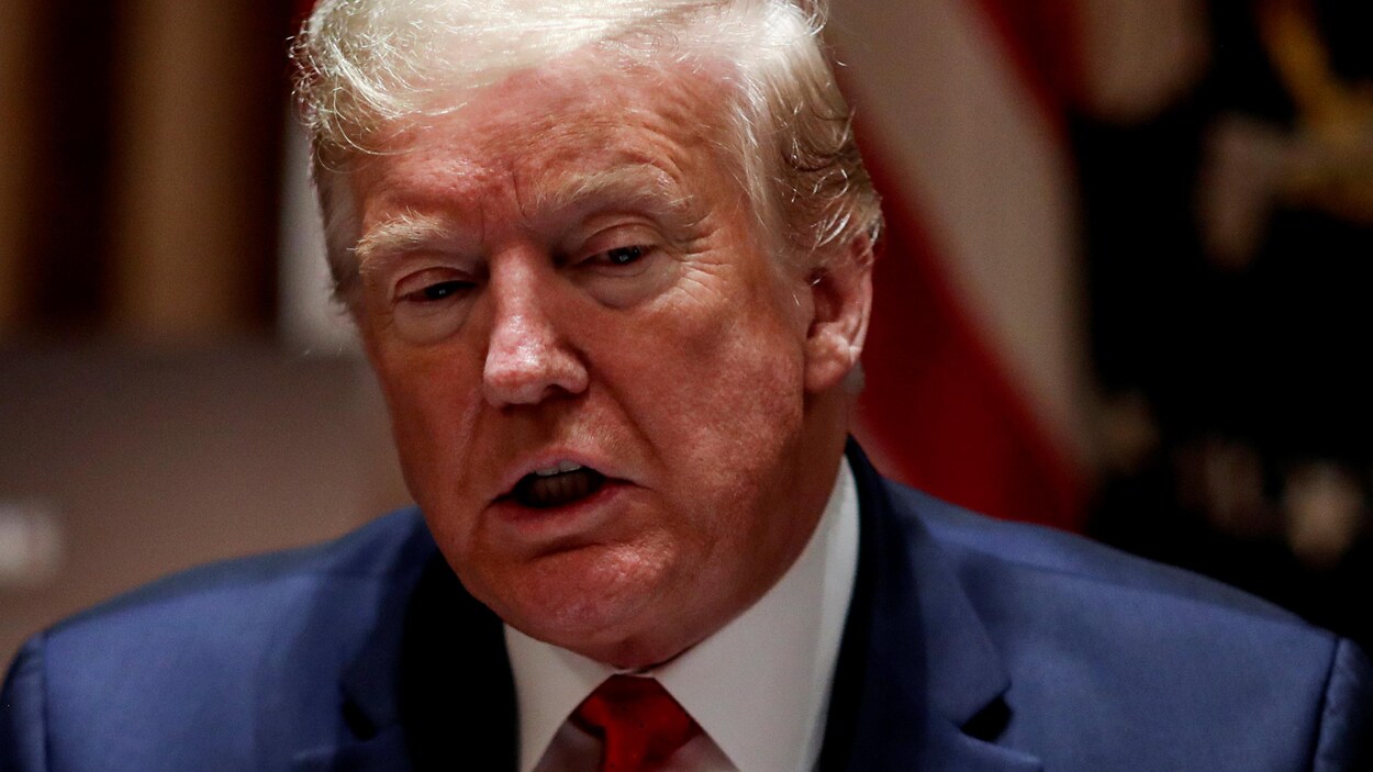 Le président Trump en réunion avec les membres de son gouvernement.