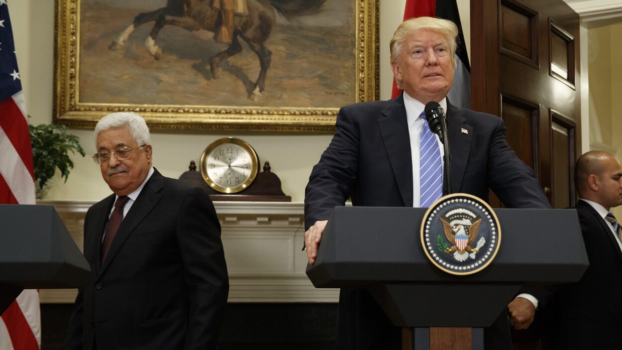 Le président américain Donald Trump et son homologue palestinien Mahmoud Abbas à la Maison-Blanche en mai dernier. Le président américain Donald Trump et son homologue palestinien Mahmoud Abbas à la Maison-Blanche en mai dernier.