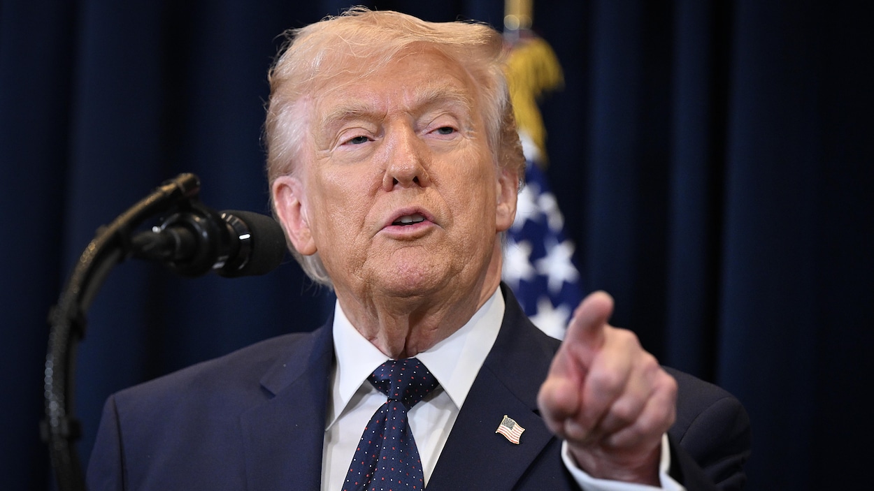 Impasse budgétaire : Trump menace d’envoyer la police de l’immigration aux aéroports