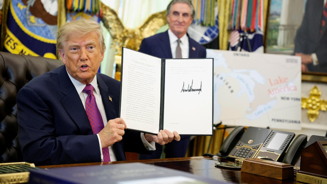 Trump signe un décret renommant le lac Ontario « lac d’Amérique » aux États-Unis