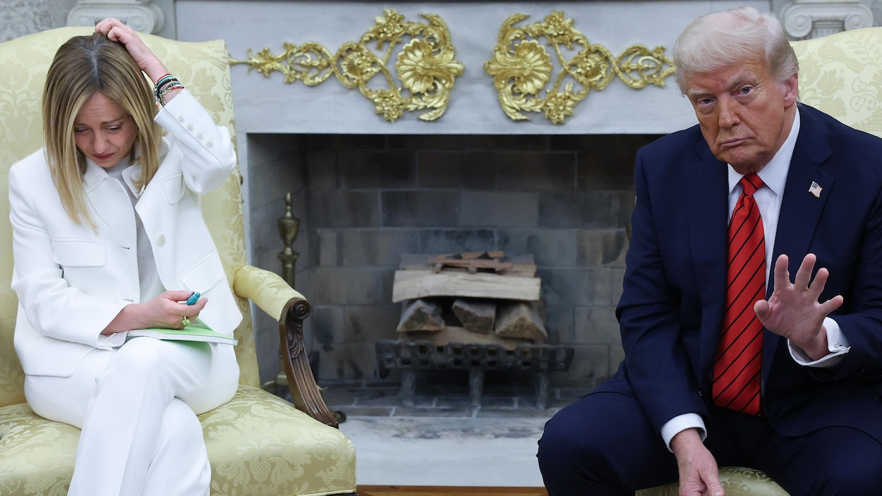 Trump renouvelle ses attaques contre le pape et cible la première ministre italienne