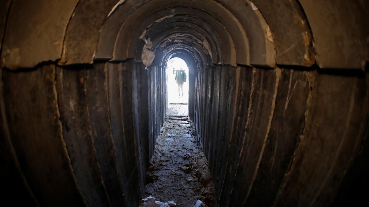 Inonder les tunnels de Gaza, un pari risqué, selon des experts Proche