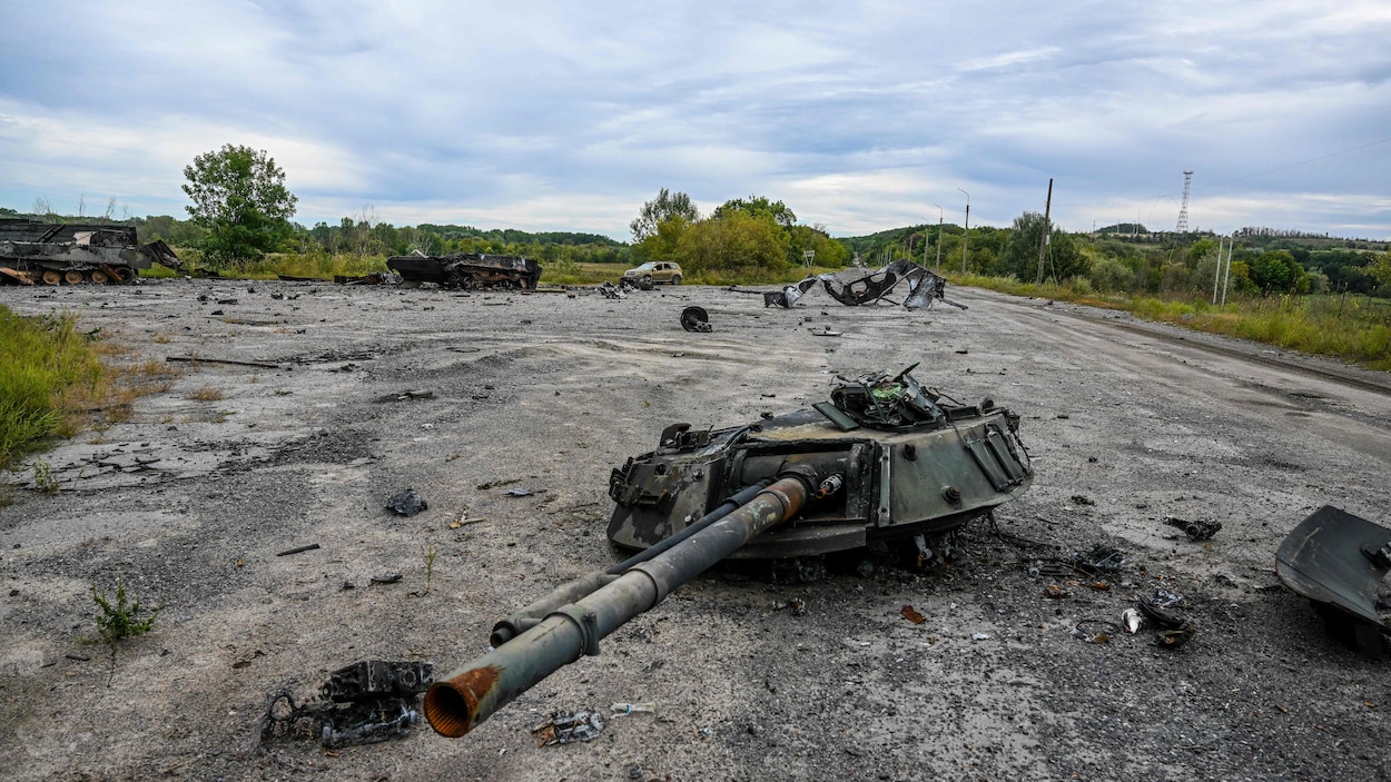 L’Ukraine Poursuit Sa Contre-offensive Et Reprend La Ville Stratégique ...