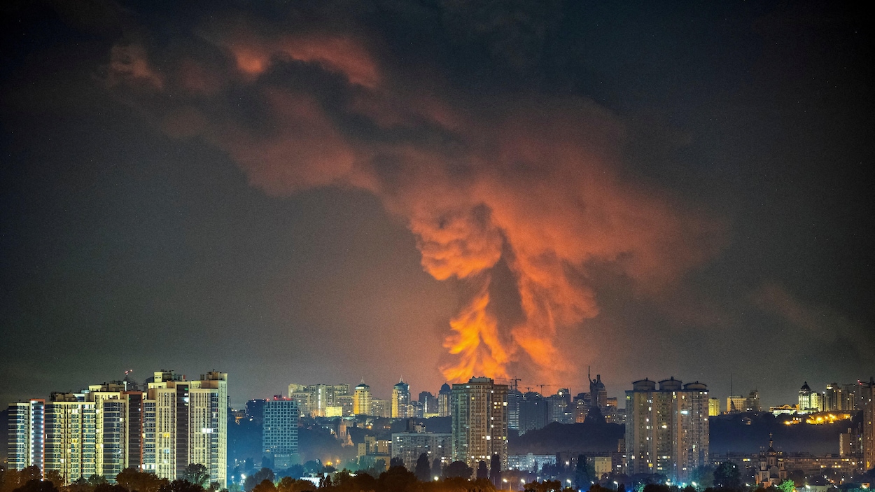 Des frappes russes font au moins 17 morts dans la région de Kiev