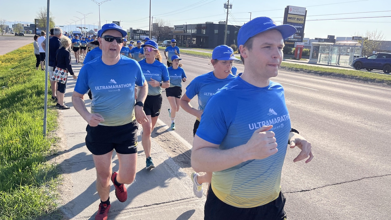 Les coureurs de l’Ultramarathon sillonnent la région pour Leucan