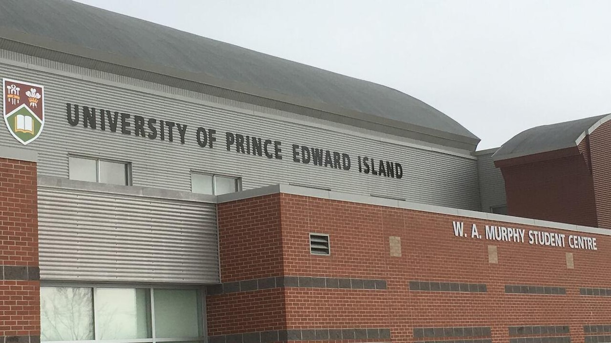 Inquiétudes à l’UPEI après un appel à la réduction des coûts