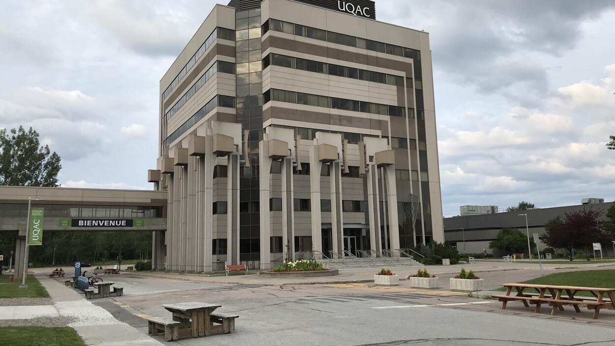 L'UQAC