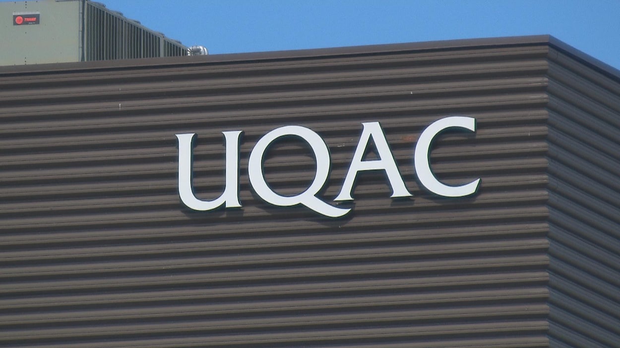 Tourmente financière à l’UQAC : les professeurs demandent des comptes