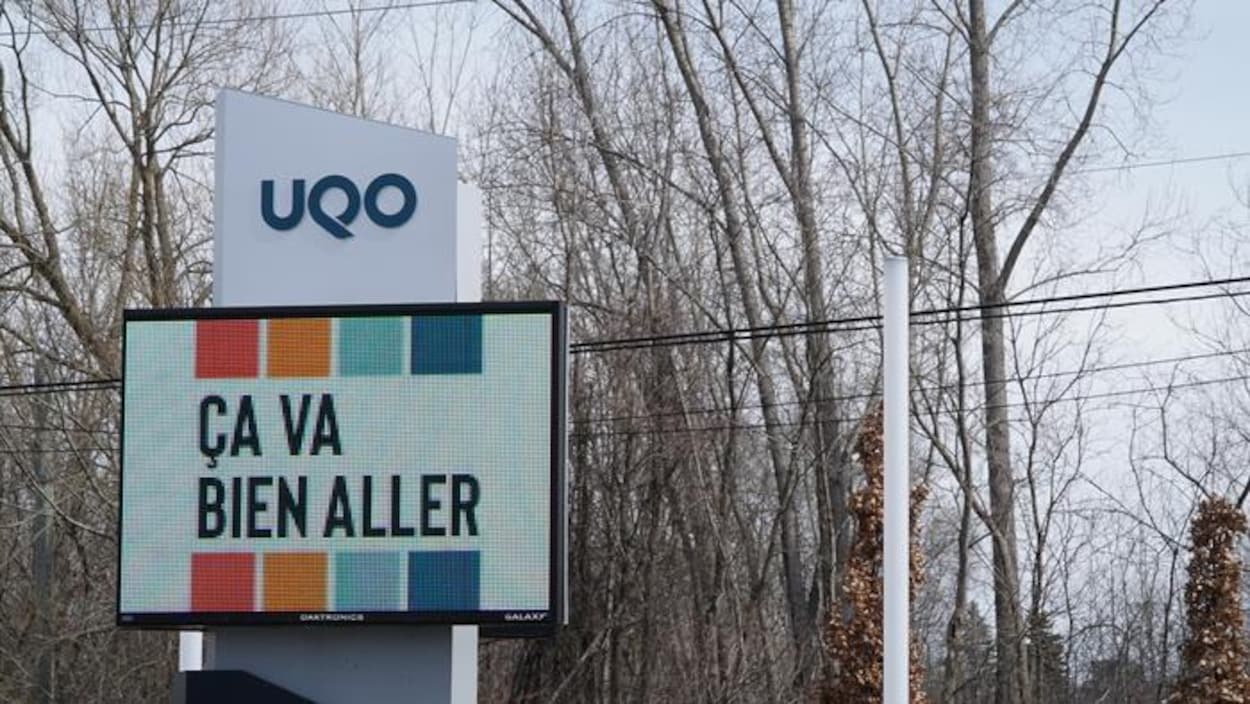 Une affiche de l'UQO ça va bien aller.