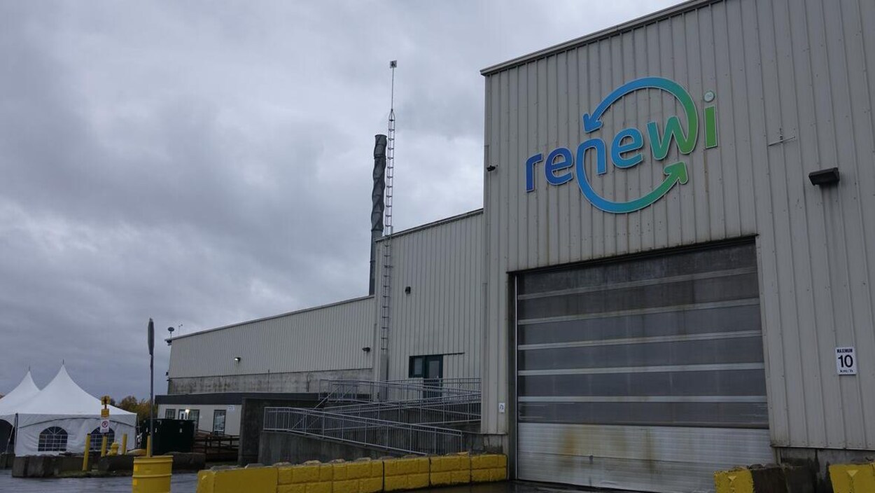 L'extérieur de l'usine de Renewi.
