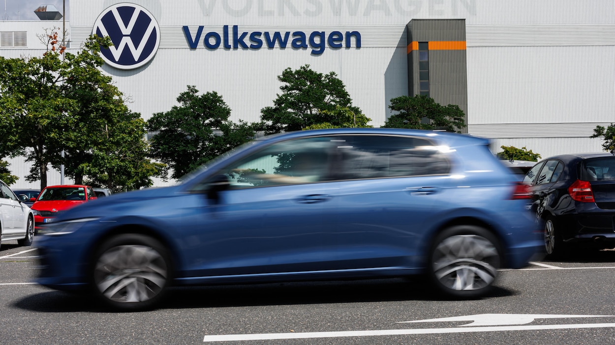 Volkswagen pourrait supprimer 50 000 emplois de plus