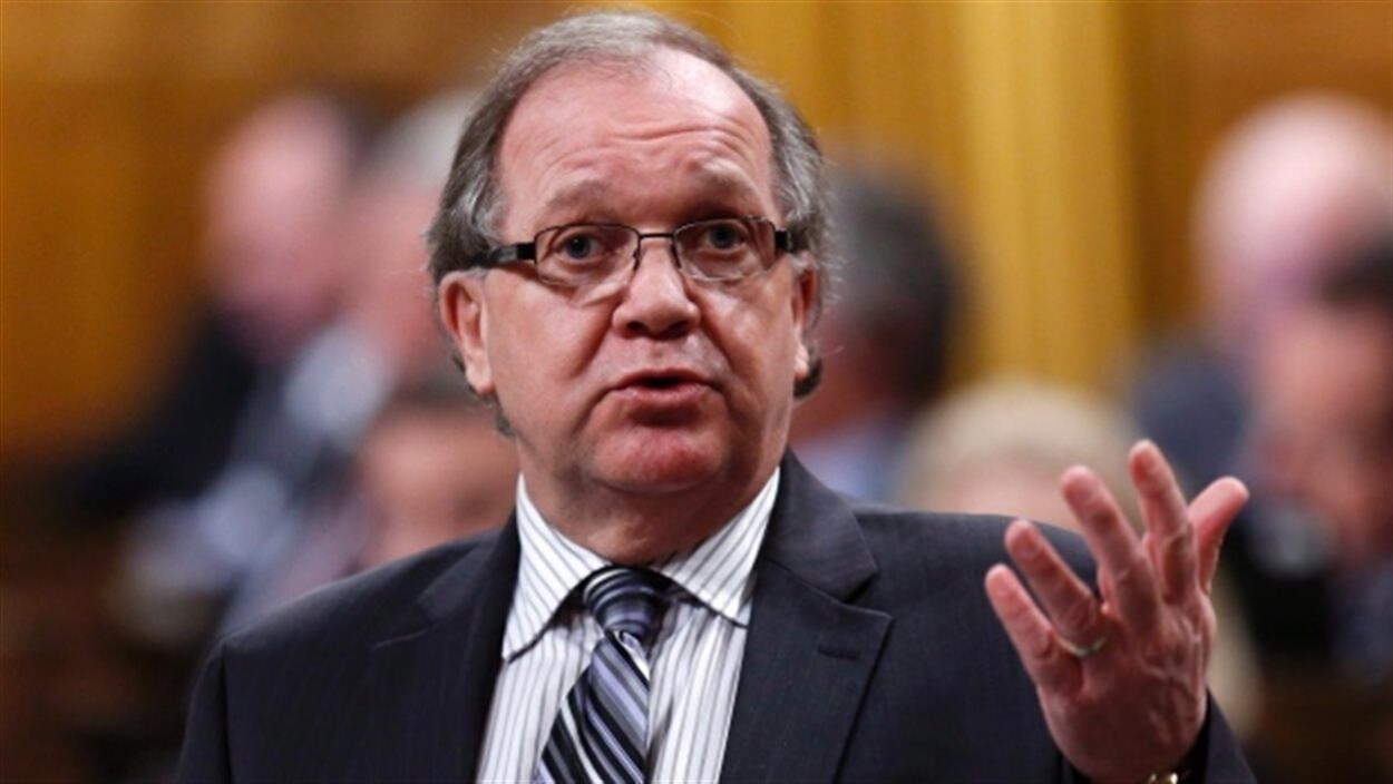 Bernard Valcourt dans la Chambre des communes