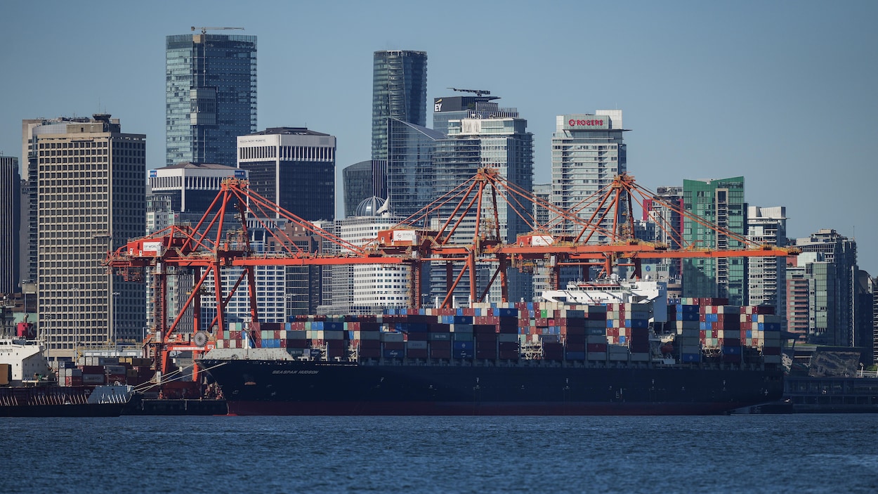 Les ingrédients du fentanyl affluent au port de Vancouver, selon une agence américaine