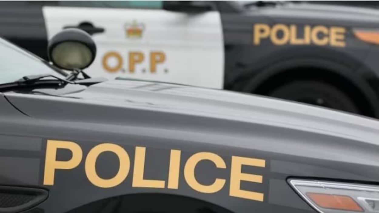 Trois morts dans une collision entre une voiture et quatre motos