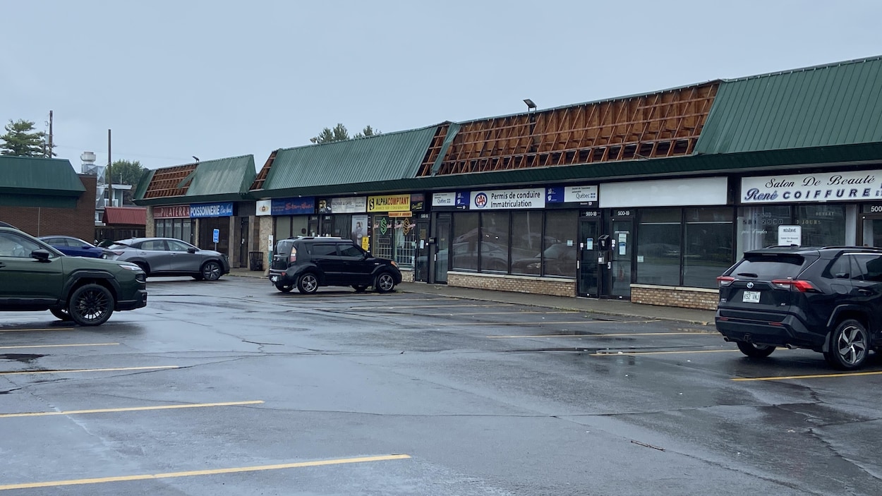 Des vents forts et des inondations font des dégâts à Repentigny