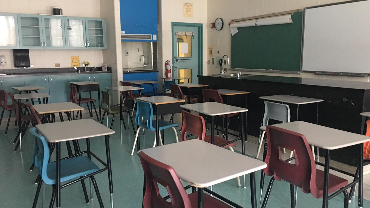 Une classe de cours sans élèves. (Archives) Une classe de cours sans élèves. (Archives)
