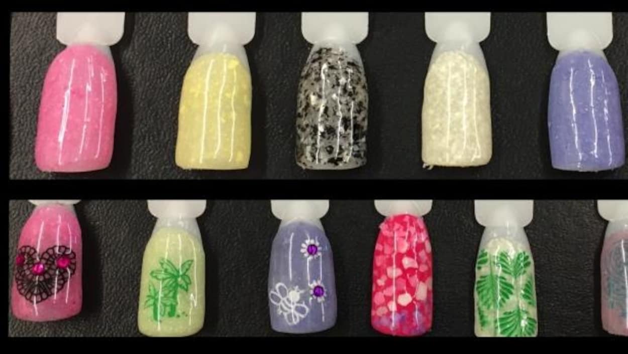 Ce vernis à ongles est produit à partir de coquilles de moules. Ce vernis à ongles est produit à partir de coquilles de moules.
