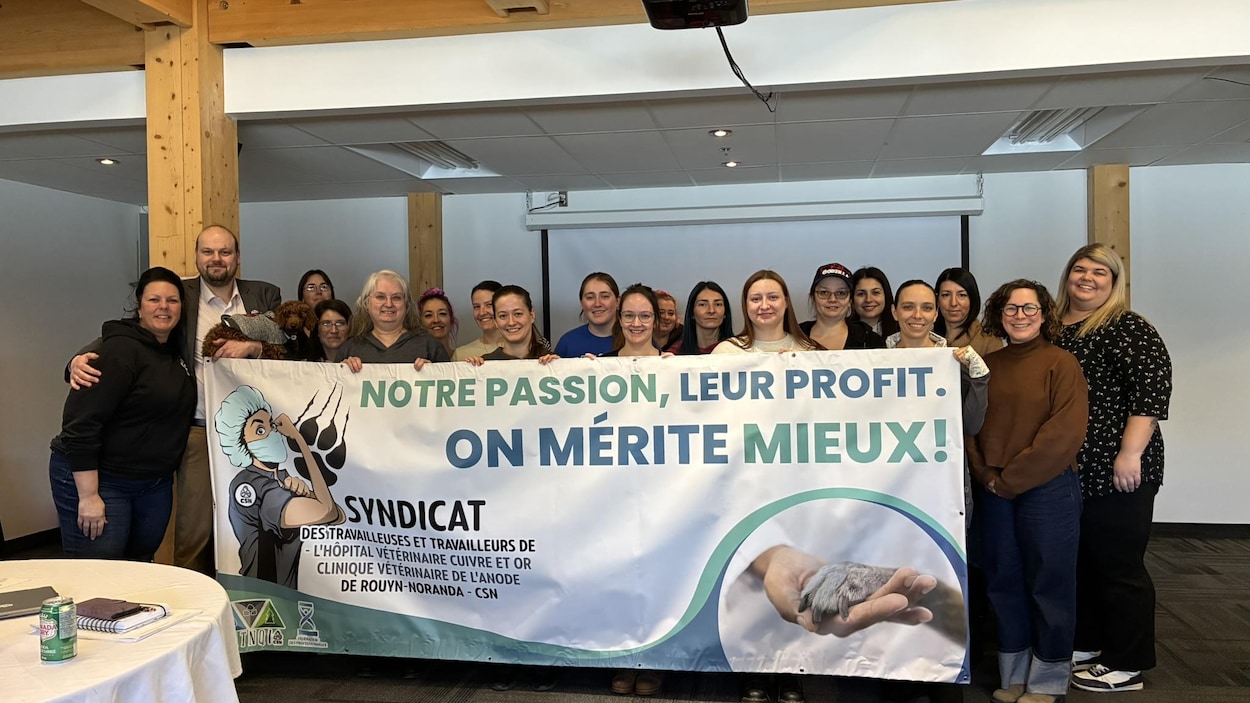 Premier contrat de travail pour les employés de deux cliniques vétérinaires