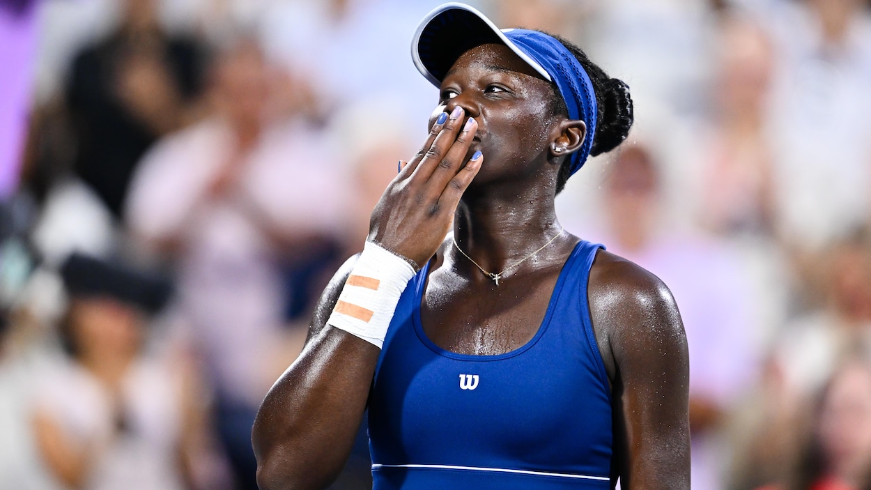 Sacrée championne, Victoria Mboko n’a « jamais pensé pouvoir gagner un tournoi comme ça »