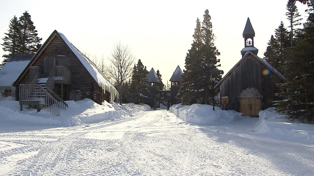 Le site du Vieux-Poste de Sept-Îles devient le point de ralliement durant le deuxième Festival des hivernants, du 2 au 5 mars prochains. Le site du Vieux-Poste de Sept-Îles devient le point de ralliement durant le deuxième Festival des hivernants, du 2 au 5 mars prochains.