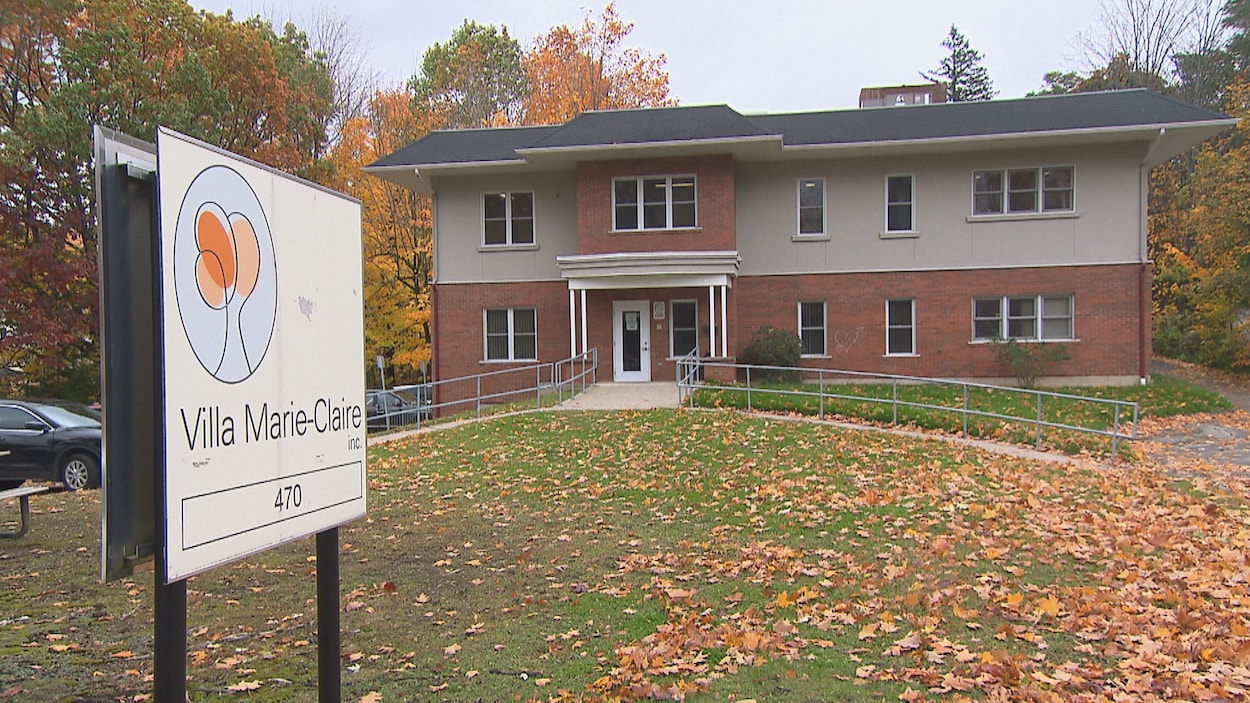 Un centre pour apprendre à devenir maman RadioCanada.ca