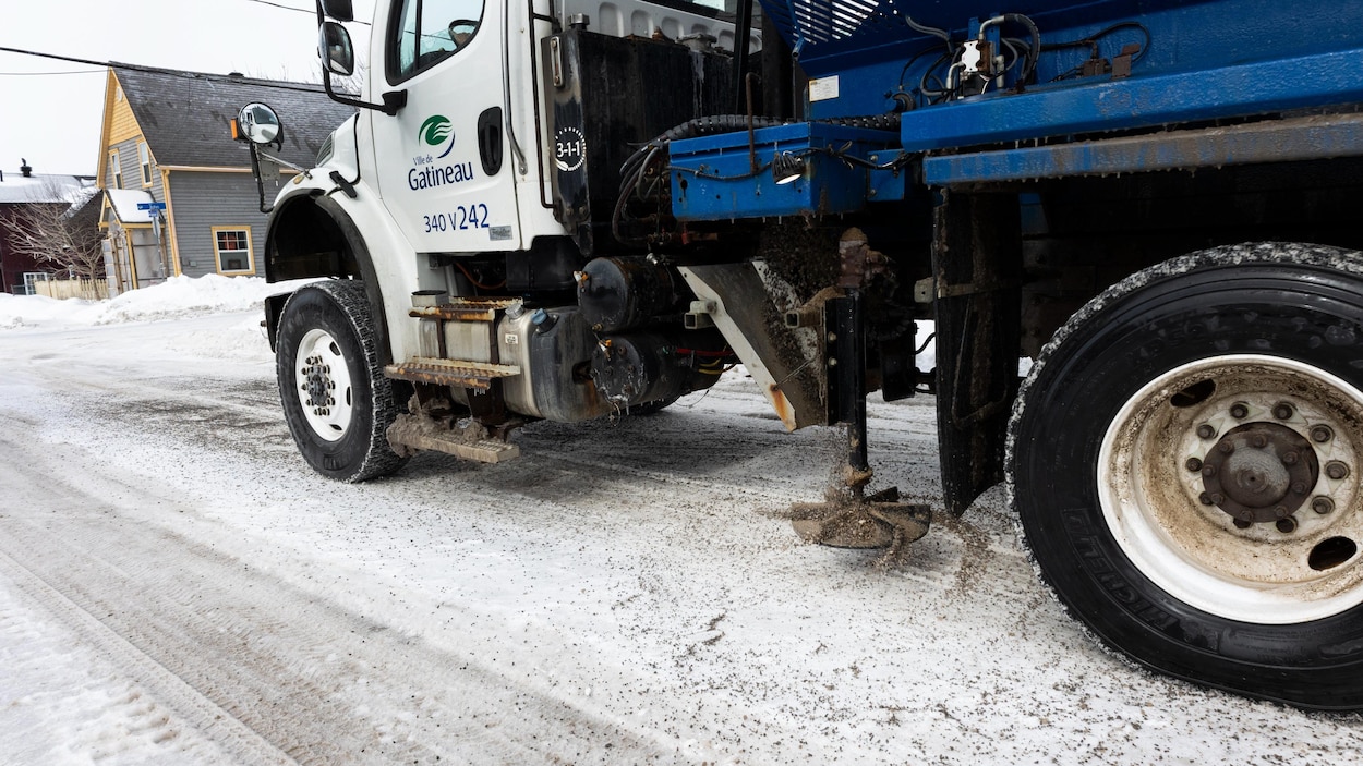 Déneigement : une « fatigue opérationnelle » constatée à Gatineau