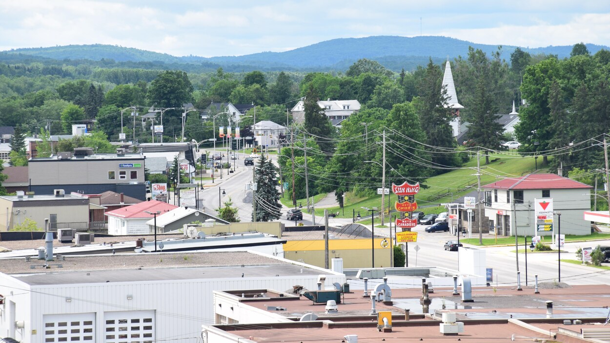 Crise Du Logement Dans La Vallee De La Gatineau Radio Canada Ca