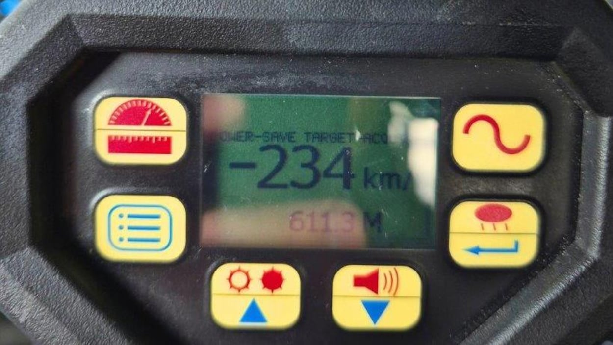 Un conducteur intercepté à 234 km/h sur l’autoroute 11