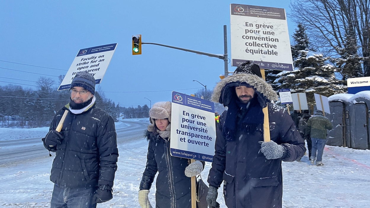 Grève à l’Université Laurentienne : l’inquiétude gagne le corps étudiant