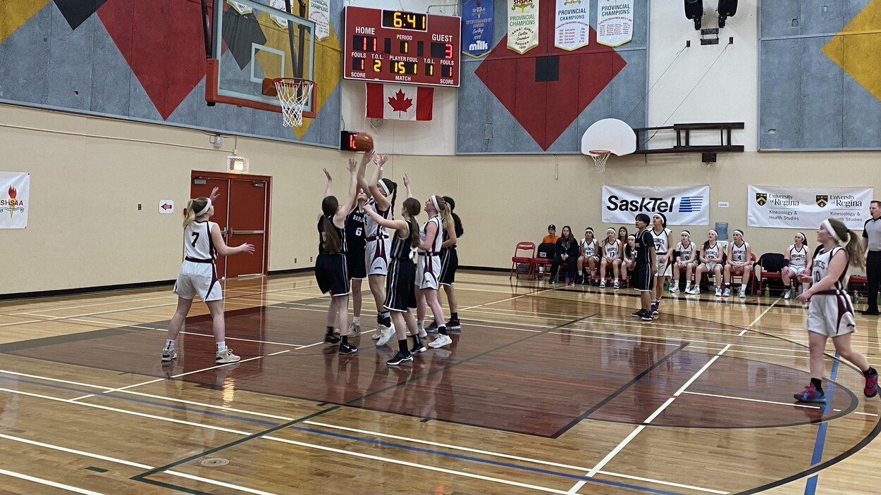 Tournoi de basketball provincial d’école secondaires Info RadioCanada