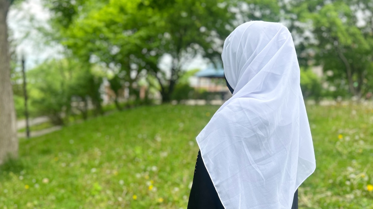 Une élève « bouleversée » par l’interdiction du voile intégral à l’école