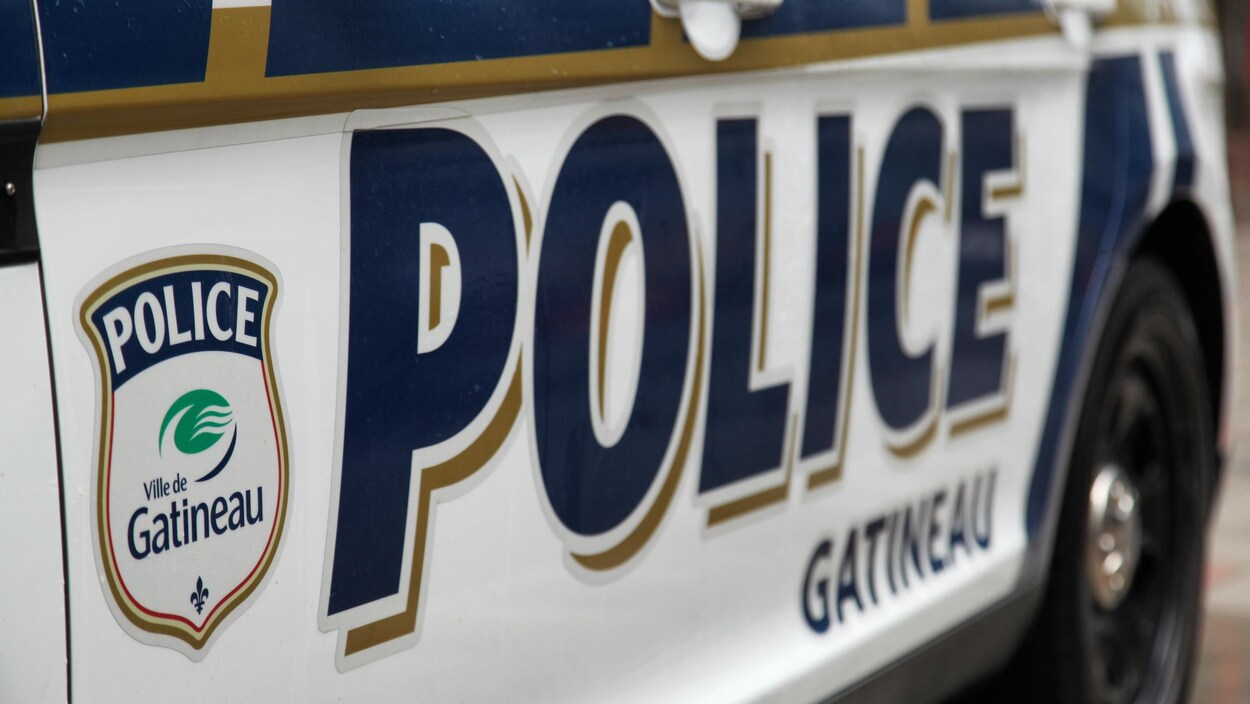 Une voiture du Service de police de Gatineau, plan rapproché
