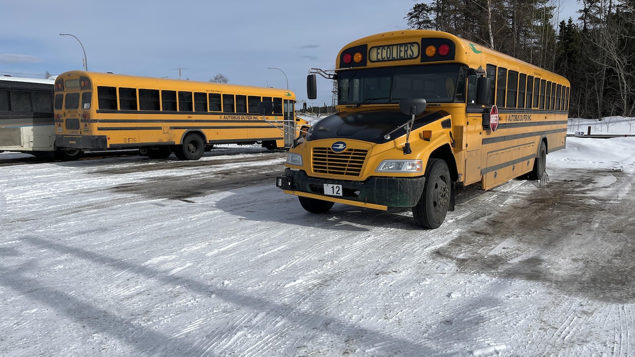 Les catalyseurs de quatre autobus scolaires volés à Sept-Îles