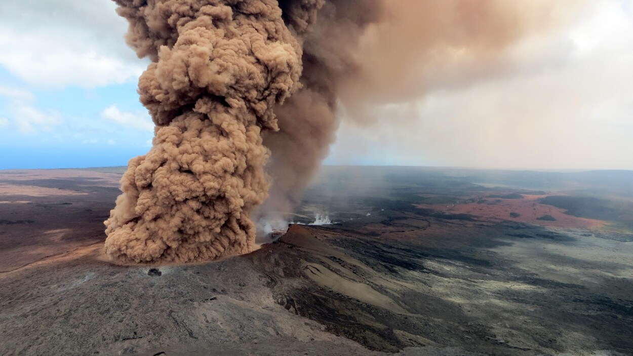 volcan en eruption hawaii