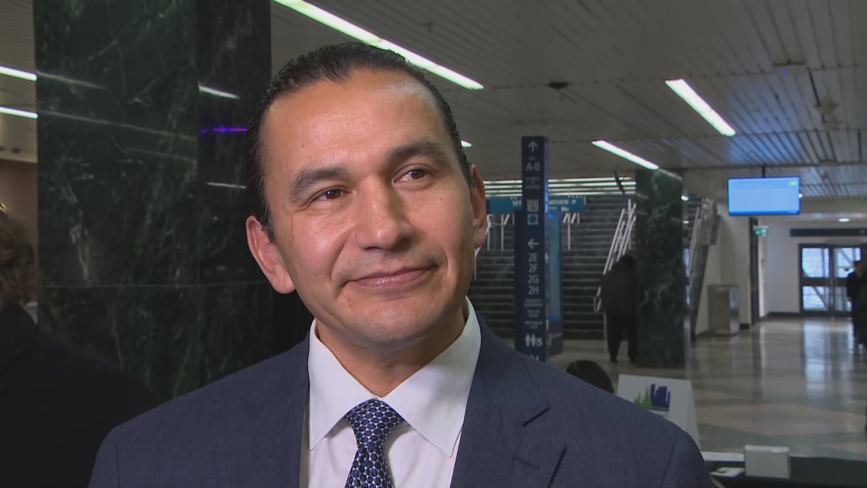 Wab Kinew reste vague sur le projet d’oléoduc entre l’Alberta et l’Ontario
