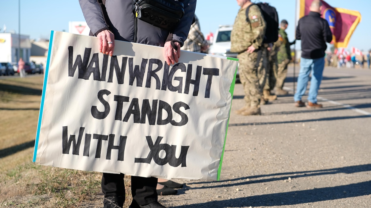 Une veillée à Wainwright en hommage aux militaires qui ont perdu la vie