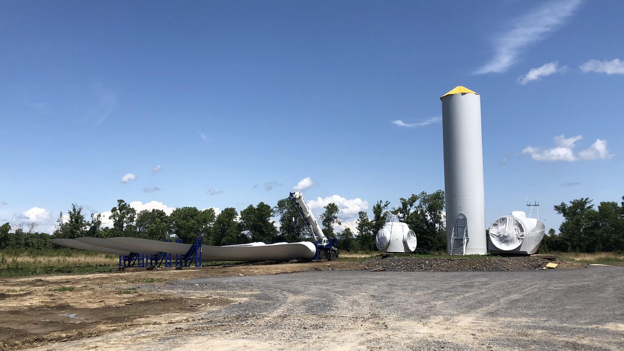 Une éolienne en construction
