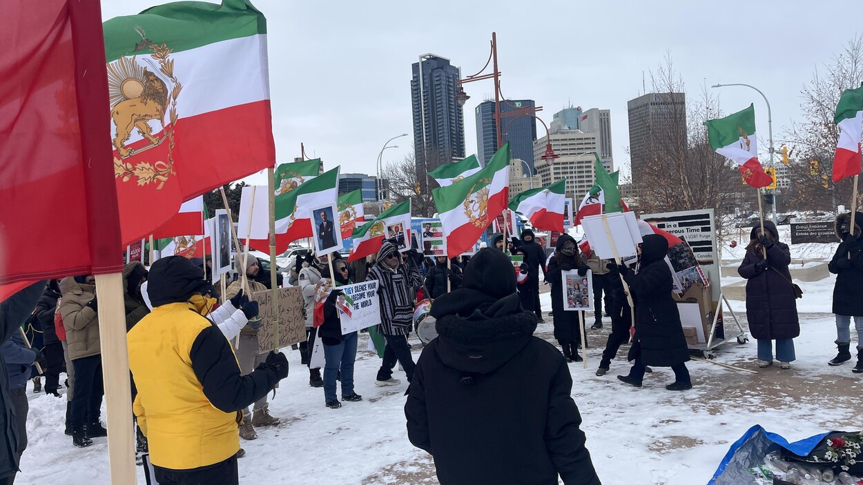 Des Iraniens du Manitoba, en colère contre Téhéran, plaident pour les libertés
