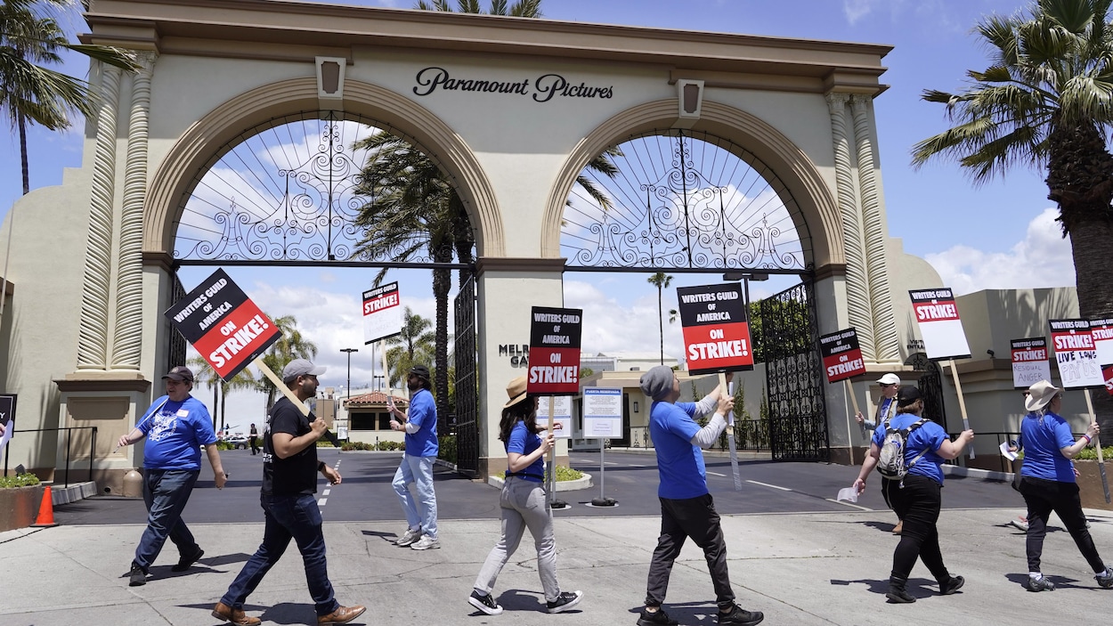 Les scénaristes acceptent l’entente de quatre ans avec les studios hollywoodiens