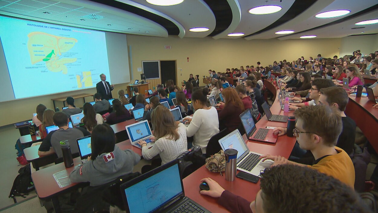 Une salle de cours à l'Université Laval.